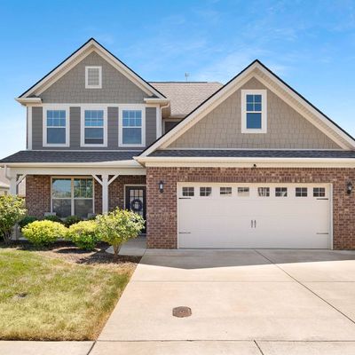 826 Sapphire Dr, Murfreesboro, TN 37128