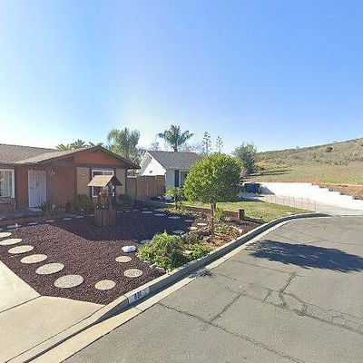 827 Bayberry Ct, San Marcos, CA 92069