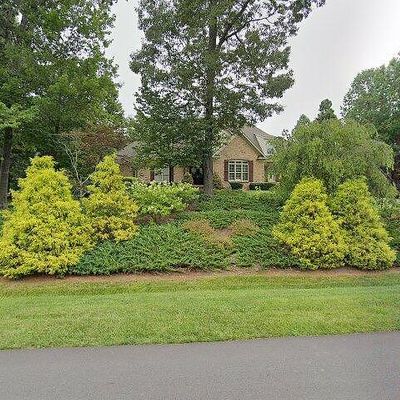 7810 Charles Place Dr, Kernersville, NC 27284