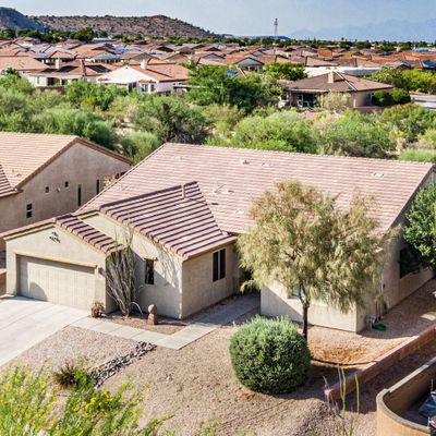 848 W Bosch Dr, Green Valley, AZ 85614