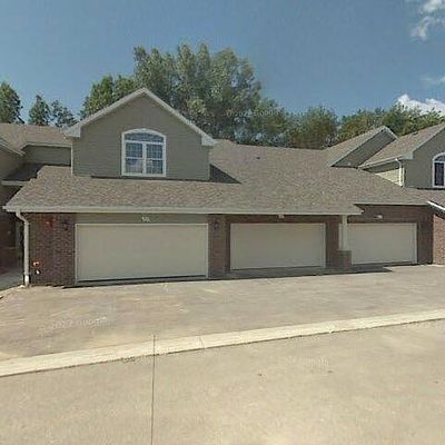 8485 S Ashbury Ln #204, Oak Creek, WI 53154