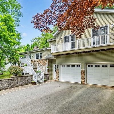 85 Algonquin Trl, Wayne, NJ 07470