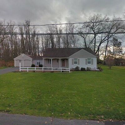 85 Cooley Dr, Longmeadow, MA 01106