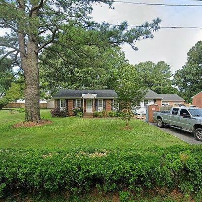 85 Emmaus Rd, Poquoson, VA 23662