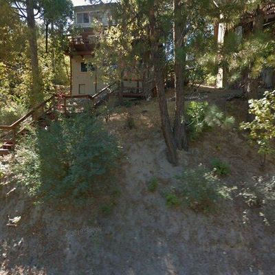 850 Nadelhorn Dr, Lake Arrowhead, CA 92352