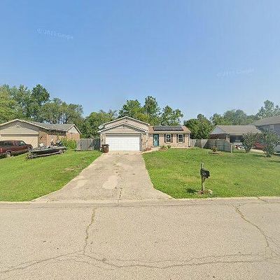 8500 Kingston Dr, Franklin, OH 45005