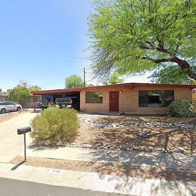 8518 E Hawthorne St, Tucson, AZ 85710