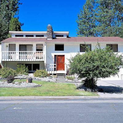 8527 N Greenwood St, Spokane, WA 99208