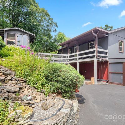 854 Ox Creek Crest Ln, Weaverville, NC 28787