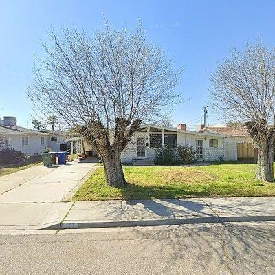 855 I St, Parlier, CA 93648