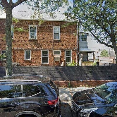 8555 66 Th Rd, Rego Park, NY 11374