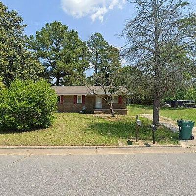 856 Pinewood Dr, Whiteville, NC 28472