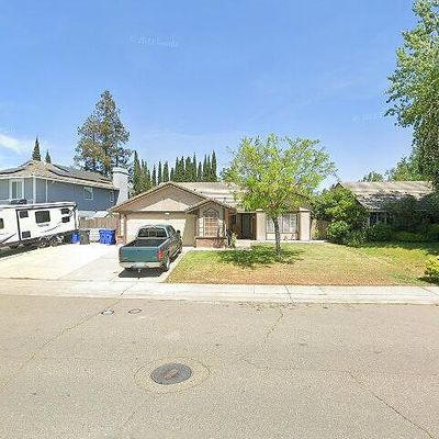 857 Vintage Oak Ave, Galt, CA 95632