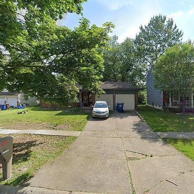 8576 Canterbury Ct, Ypsilanti, MI 48198