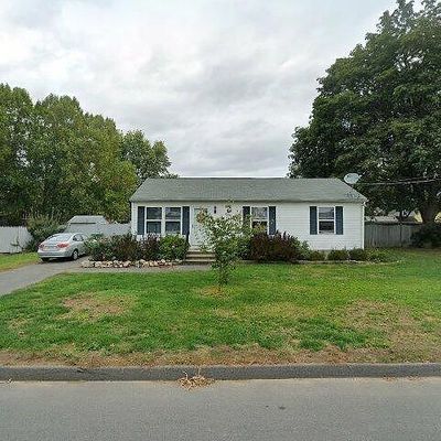 86 Empire St, Chicopee, MA 01013