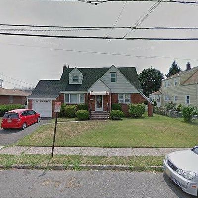 86 Martha Ave, Elmwood Park, NJ 07407