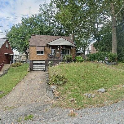 86 N Broadway Ave, North Versailles, PA 15137