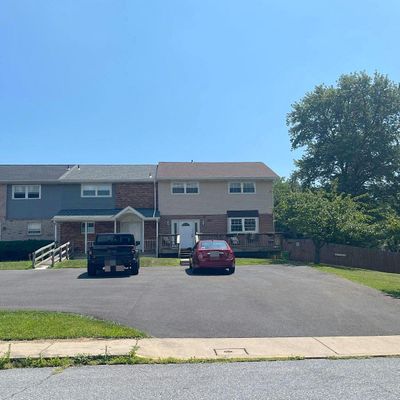 86 Willow St, Macungie, PA 18062