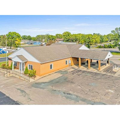 860 Cedar St, Baldwin, WI 54002