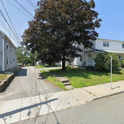 860 Harris Ave, Woonsocket, RI 02895