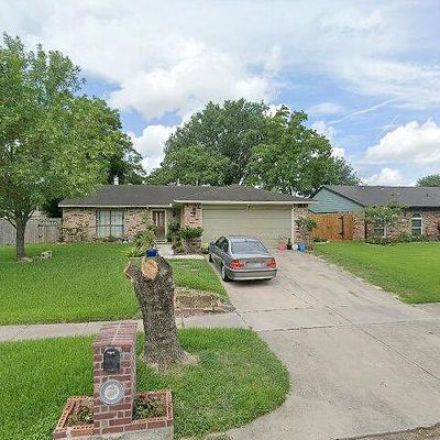 8603 Lakeside Forest Dr, Houston, TX 77088