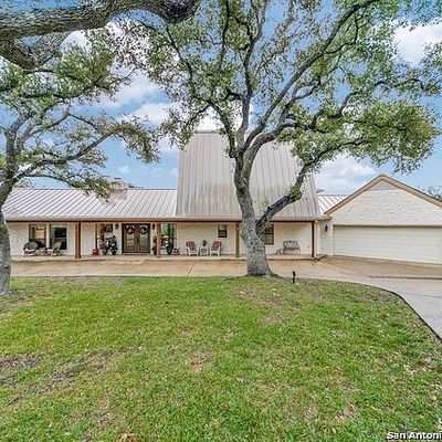 8606 Bold Forbes Cir, Boerne, TX 78015