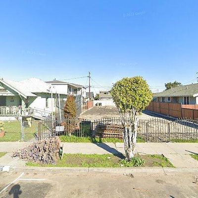 861 W 57 Th St, Los Angeles, CA 90037