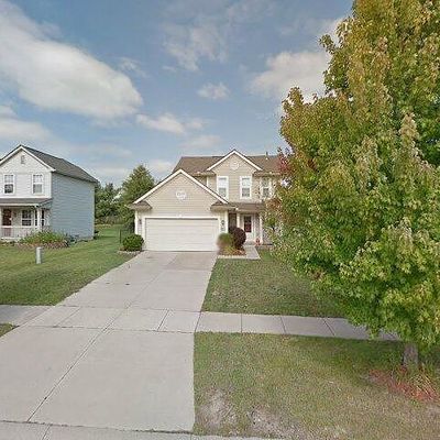 8611 Barrington Dr, Ypsilanti, MI 48198