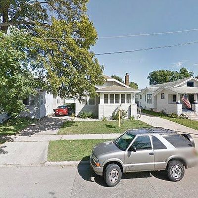 863 Sherman Ave, Janesville, WI 53545