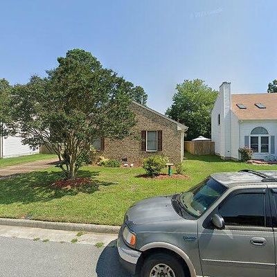 863 Weyanoke Ln, Newport News, VA 23608