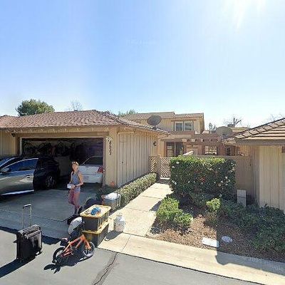 8633 Circle R Course Ln, Escondido, CA 92026