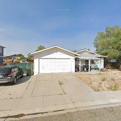 864 Amador Cir, Carson City, NV 89705