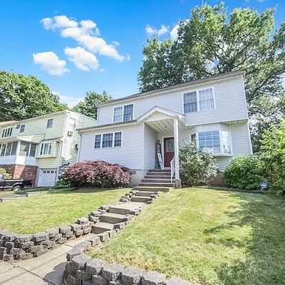 87 Franklin Ave, Fairview, NJ 07022