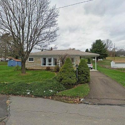 87 Maple St, Danville, PA 17821