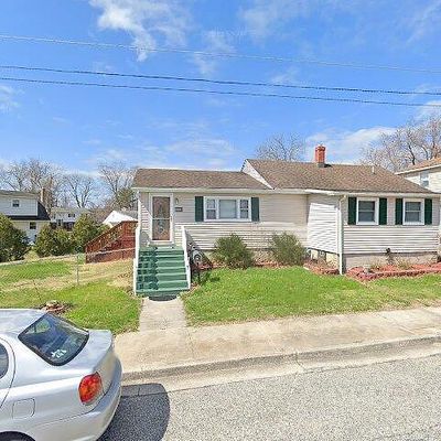 87 Oak St, Pennsville, NJ 08070