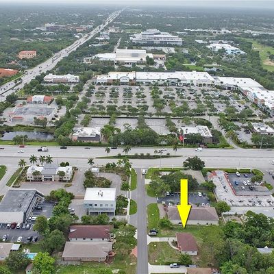 870 109 Th Ave N, Naples, FL 34108