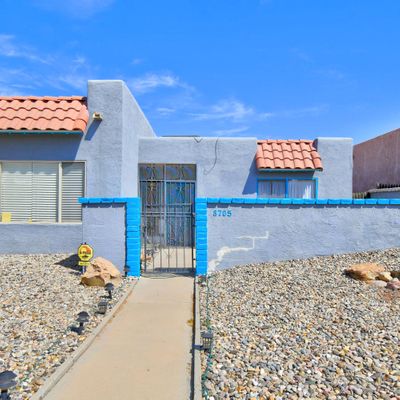 8705 Chambers Pl Ne, Albuquerque, NM 87111