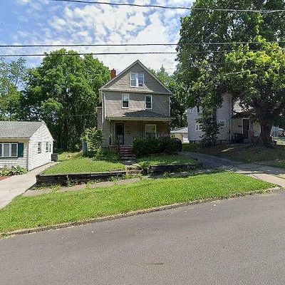 871 Baird St, Akron, OH 44306