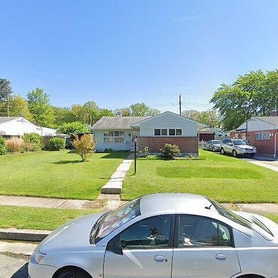 8713 Roper Rd, Parkville, MD 21234