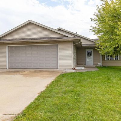 873 Mckinley Ave, Omro, WI 54963