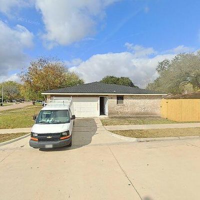 8731 Beechaven Rd, La Porte, TX 77571