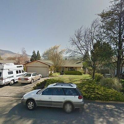 874 Oak Knoll Dr, Ashland, OR 97520