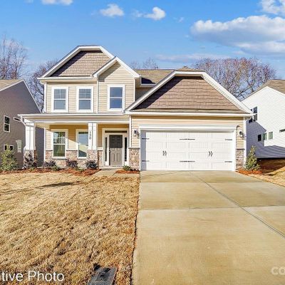 8740 Acadia Parkway, Sherrills Ford, NC 28673