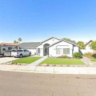 8740 W Keim Dr, Glendale, AZ 85305