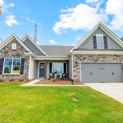 8760 Acadia Parkway, Sherrills Ford, NC 28673