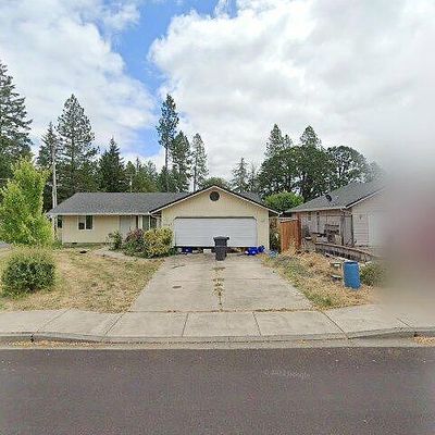 87667 Oak Island Dr, Veneta, OR 97487