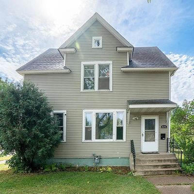 878 Jessamine Ave E, Saint Paul, MN 55106