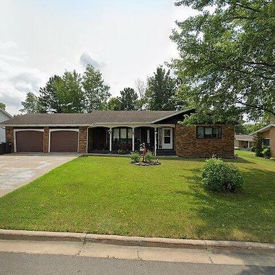 8788 Fairview Ln, Mountain Iron, MN 55768