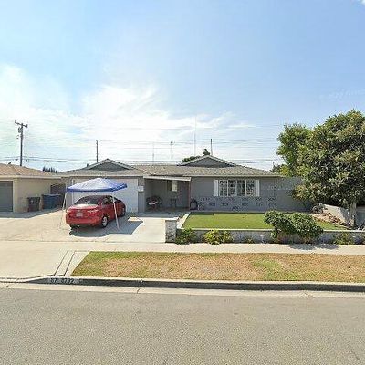 8792 Thorpe Ave, Westminster, CA 92683