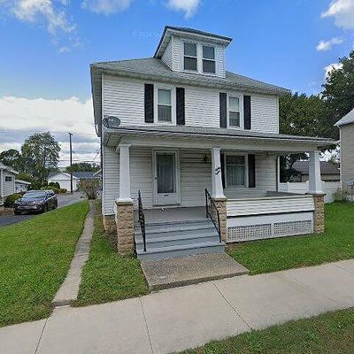 88 Chestnut St, Mifflinburg, PA 17844